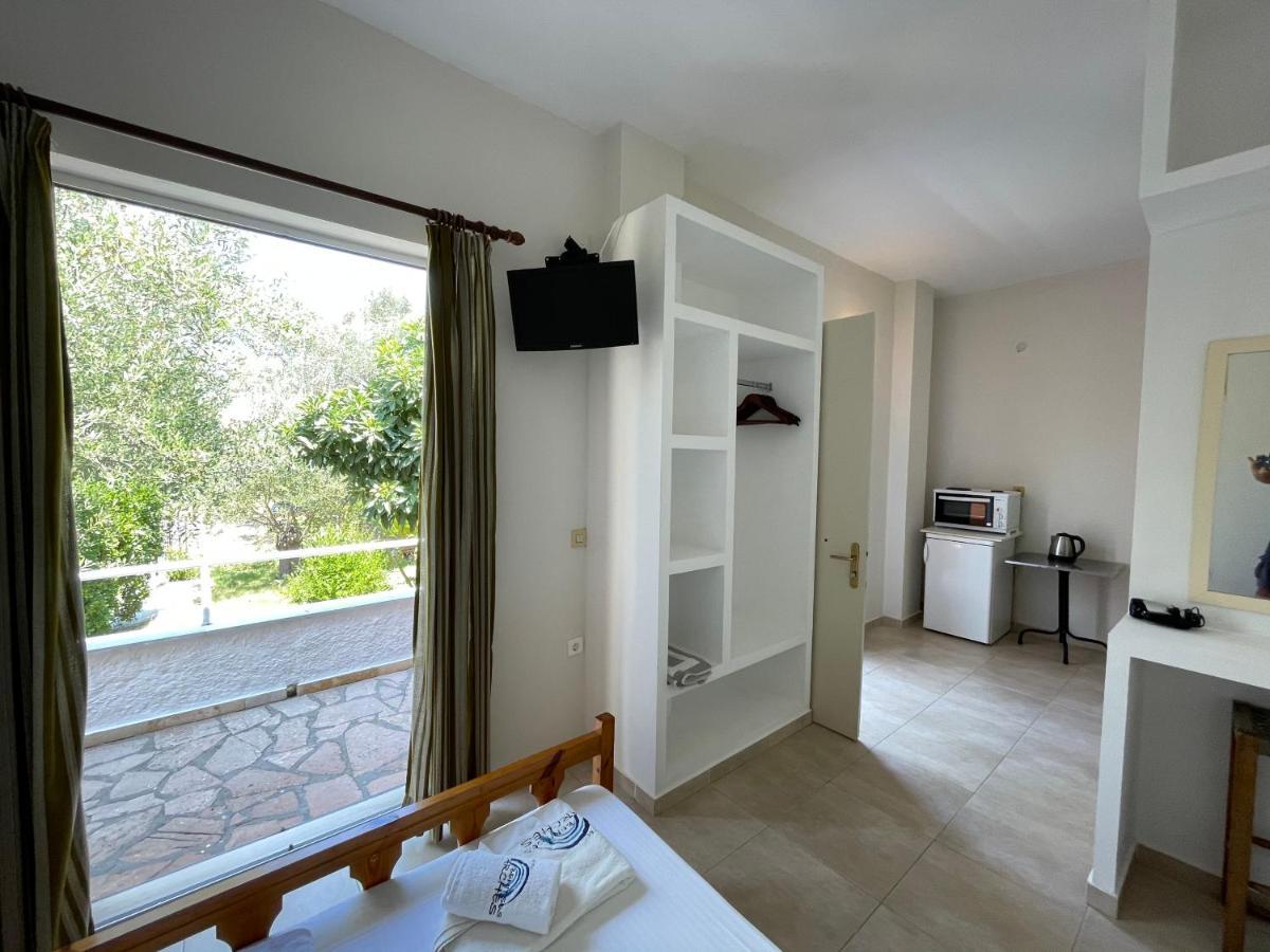 Hotel Benitses Arches 2*